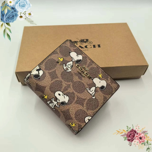 NWT Coach X Peanuts Snap Wallet In Signature Canvas With Snoopy Print CBN32