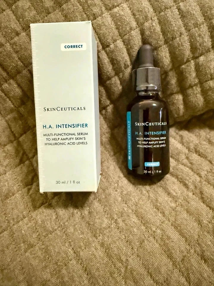 Hyaluronic Acid Face Serum for Deep Hydration, Skin Plumping & Smooth Texture Support | Multi-Glycan Volumizing Skincare Formula (30ml / 1 oz)